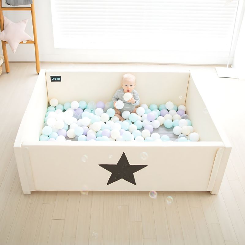 Ggumbi Lucky Star Clean Bumper Play Room - Ivory - Extra Large - Top View Baby Active Play
