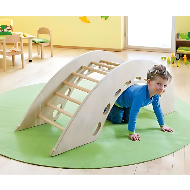 HABA Pro Climbing Arch Child under Arch 