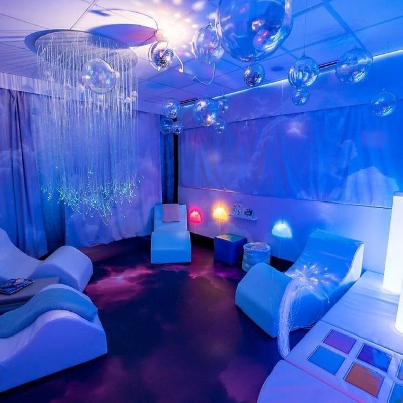 TFH Giant Foam Relax & Recline - Landscaoe view