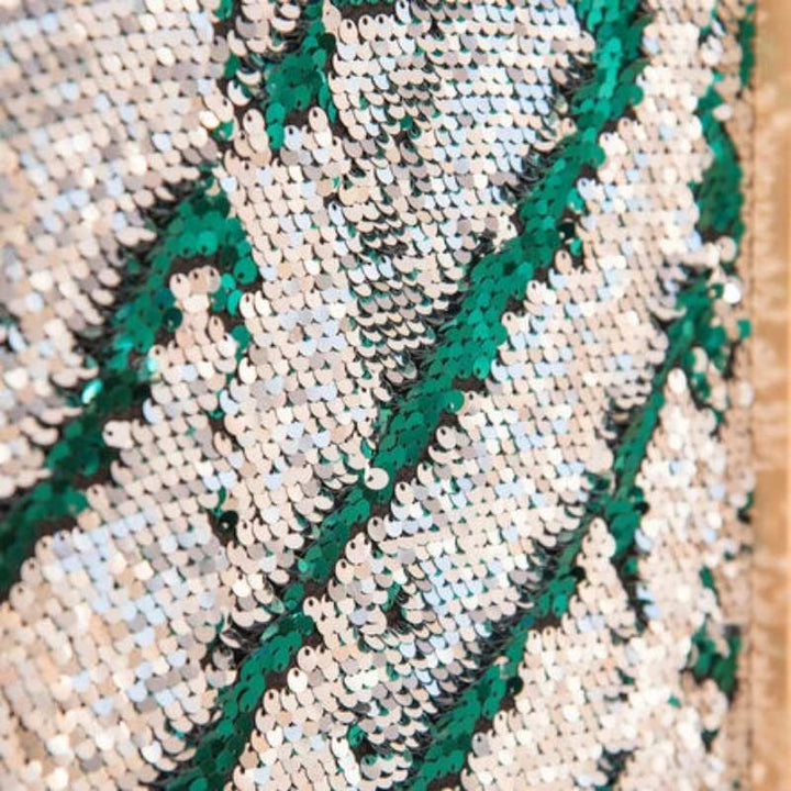 TTSMarkMakingSequinLongBoard_2TTSMarkMakingSequinLongBoard_1- in details, close up view