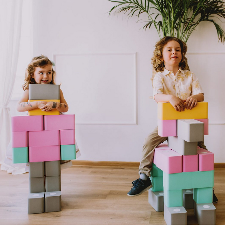 TUKI Magnetic Blocks Build children riding horse and robot