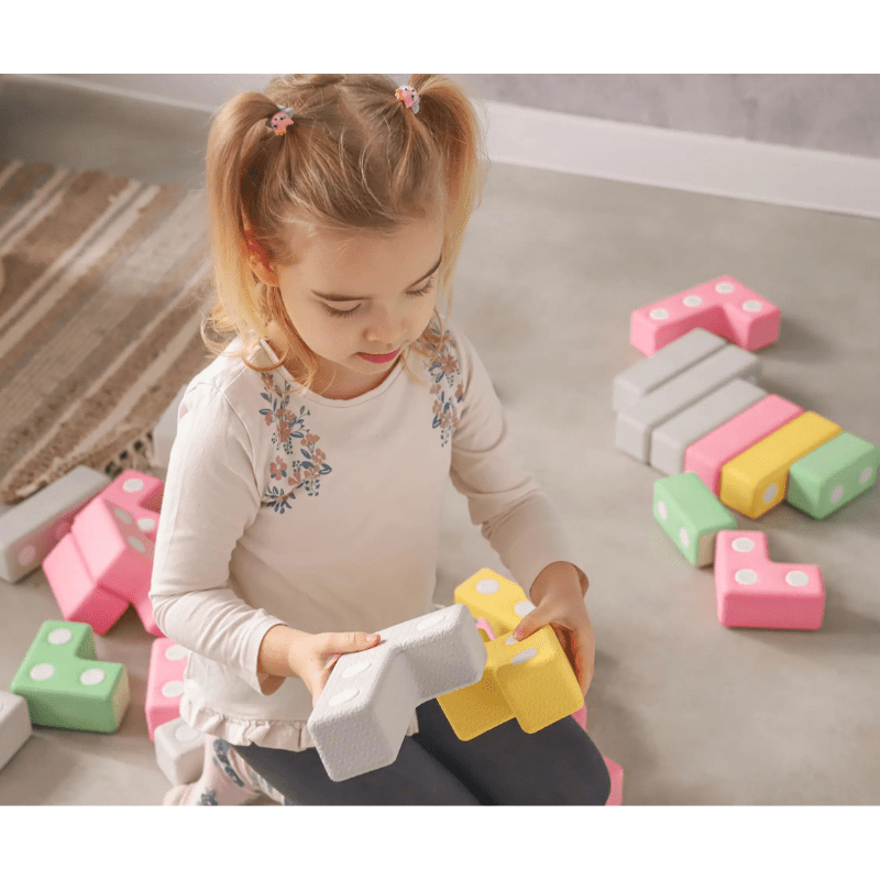 TUKIRegularMagneticBlocksSet-26ElementsGirlChildPlay