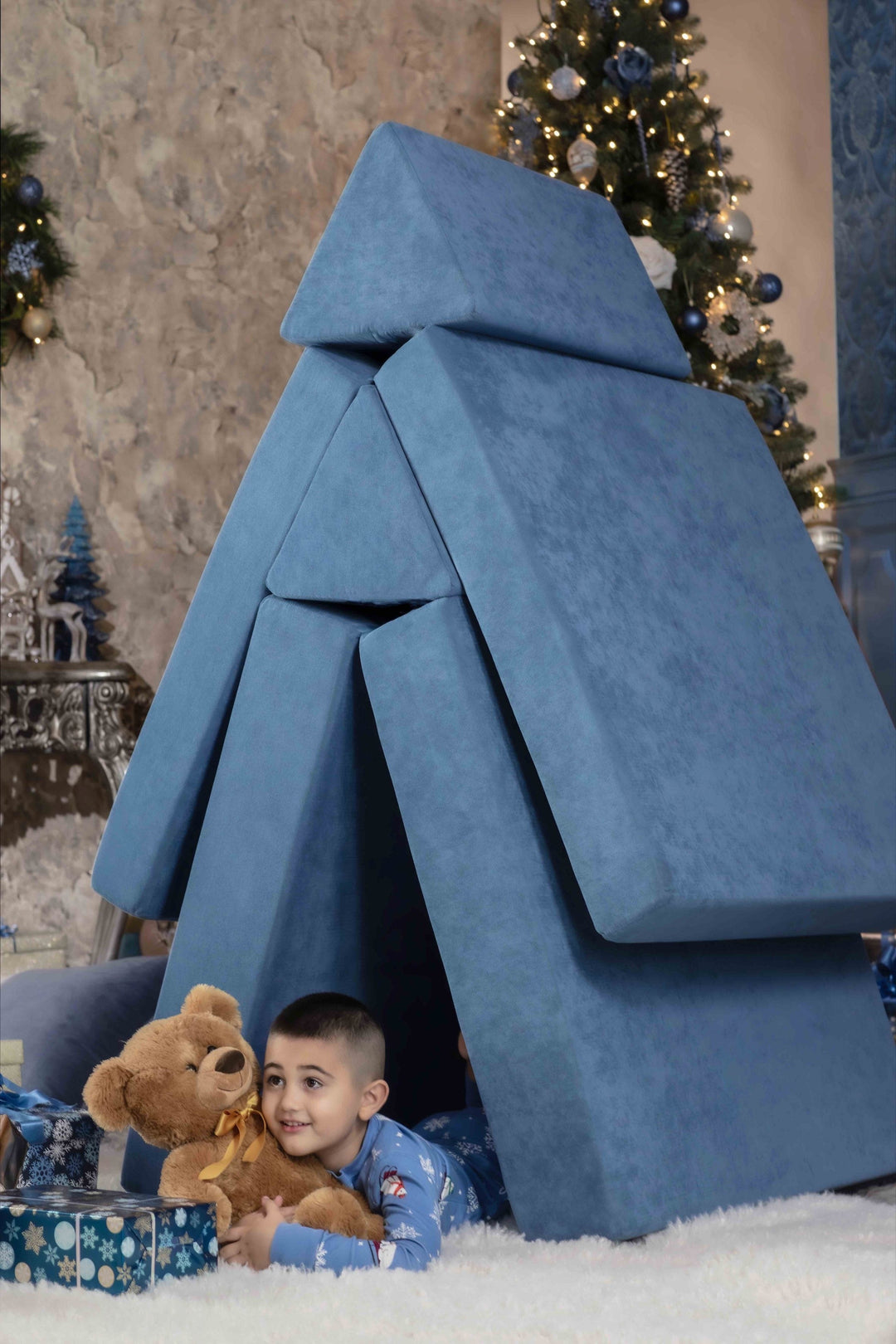 Kiddie Couch pacific blue teepee build
