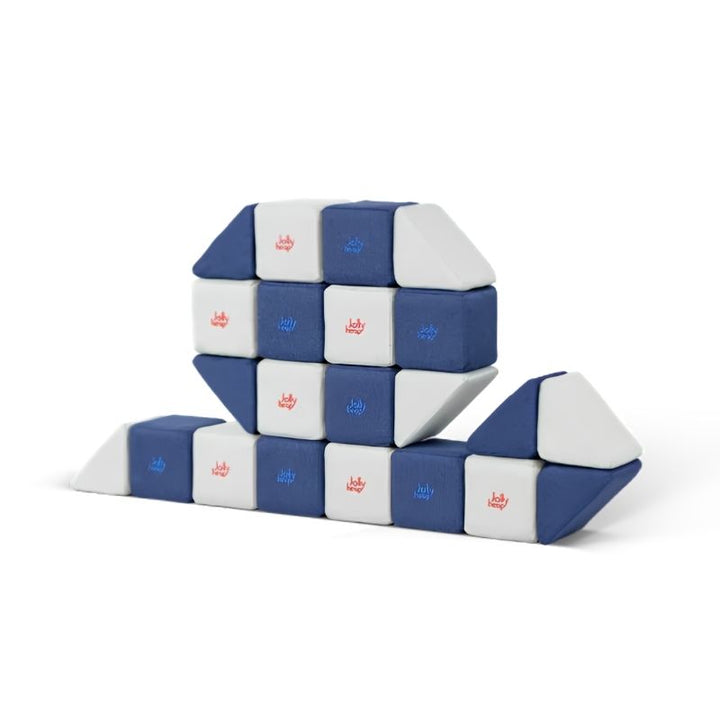JollyHeap Mini magnetic block set built into a boat shape, showing the set's cubes and triangles connected together