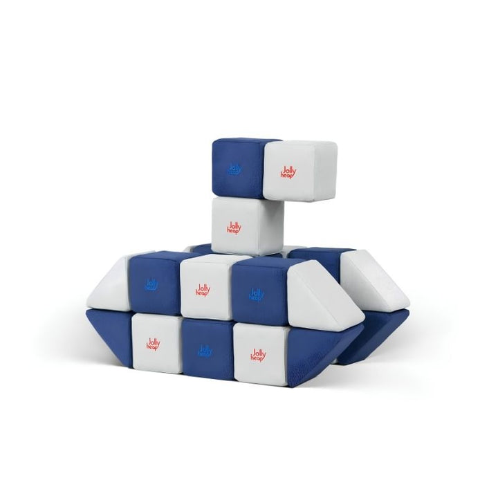 JollyHeap Mini magnetic block set built into a tank shape, demonstrating toddler creative construction play